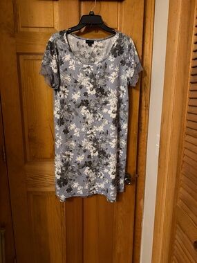 Tahari Blue Floral Midi Dress with Gray and White Accents